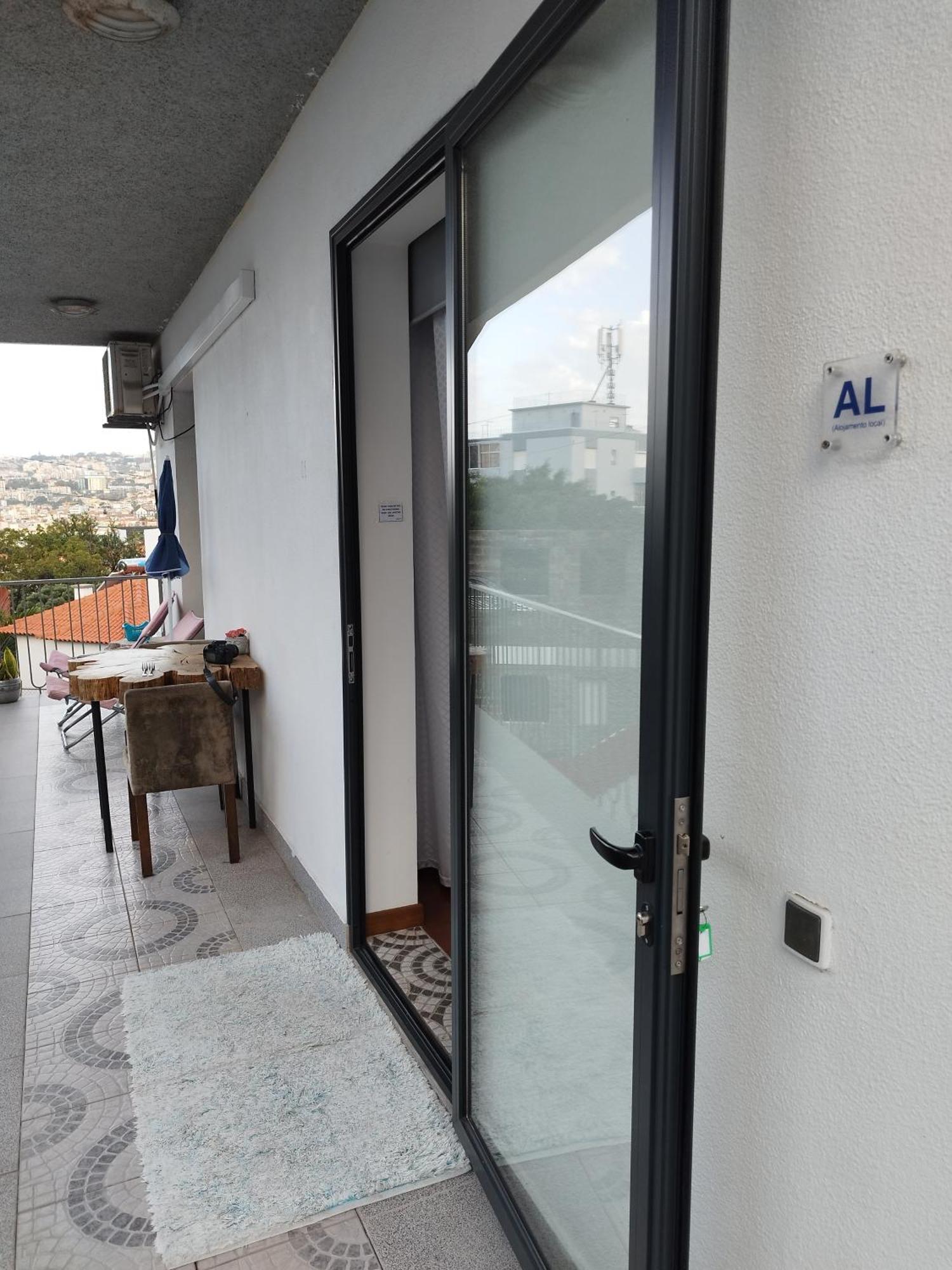 Alexia Room Funchal  Buitenkant foto